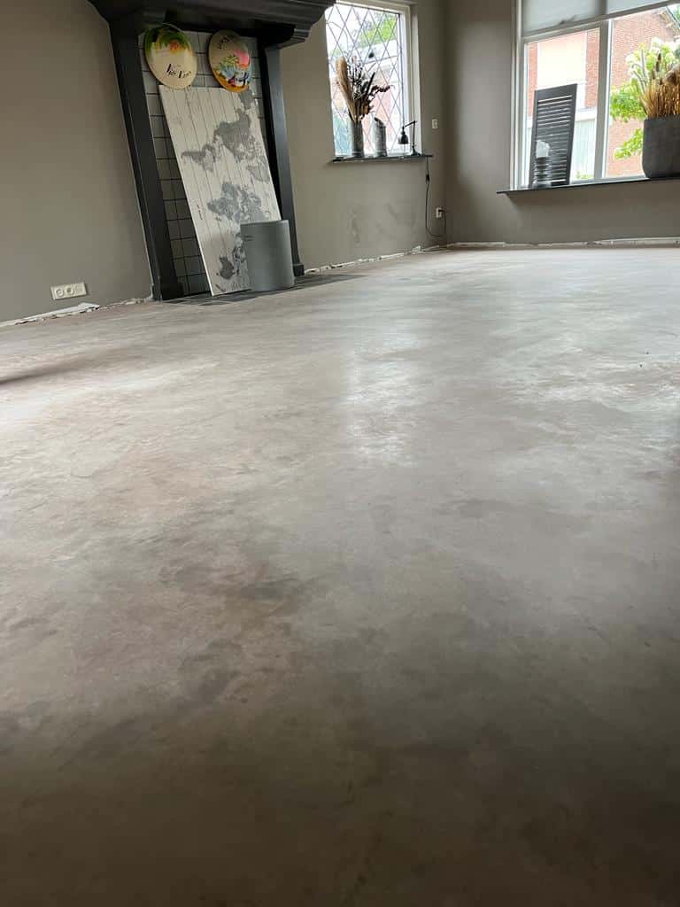 Schuimbetonvloer met woonbeton in Veenendaal
