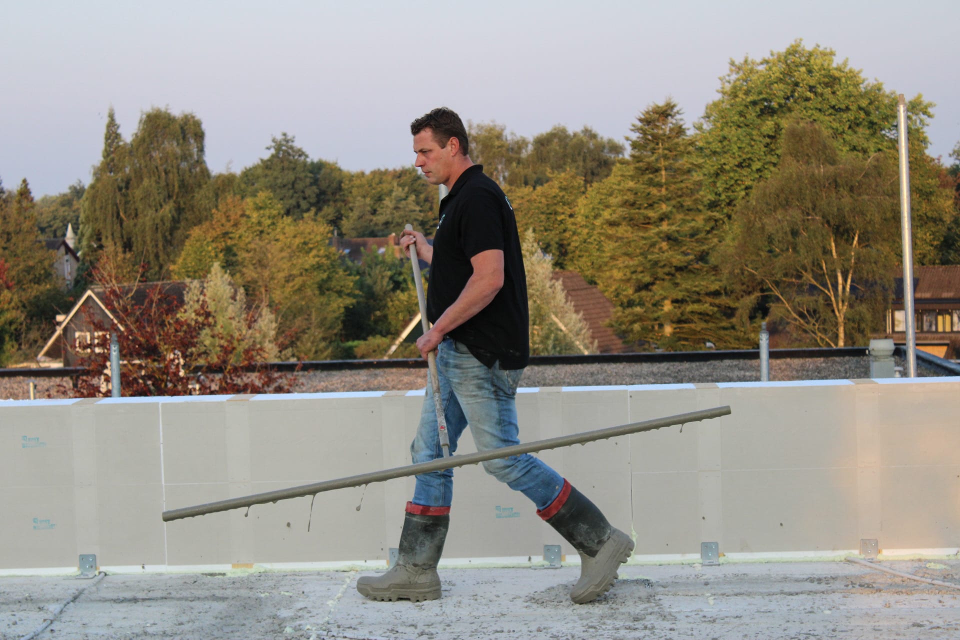 Schuimbeton storten Nijkerk | Bull Schuimbeton | Schuimbeton opvullaag
