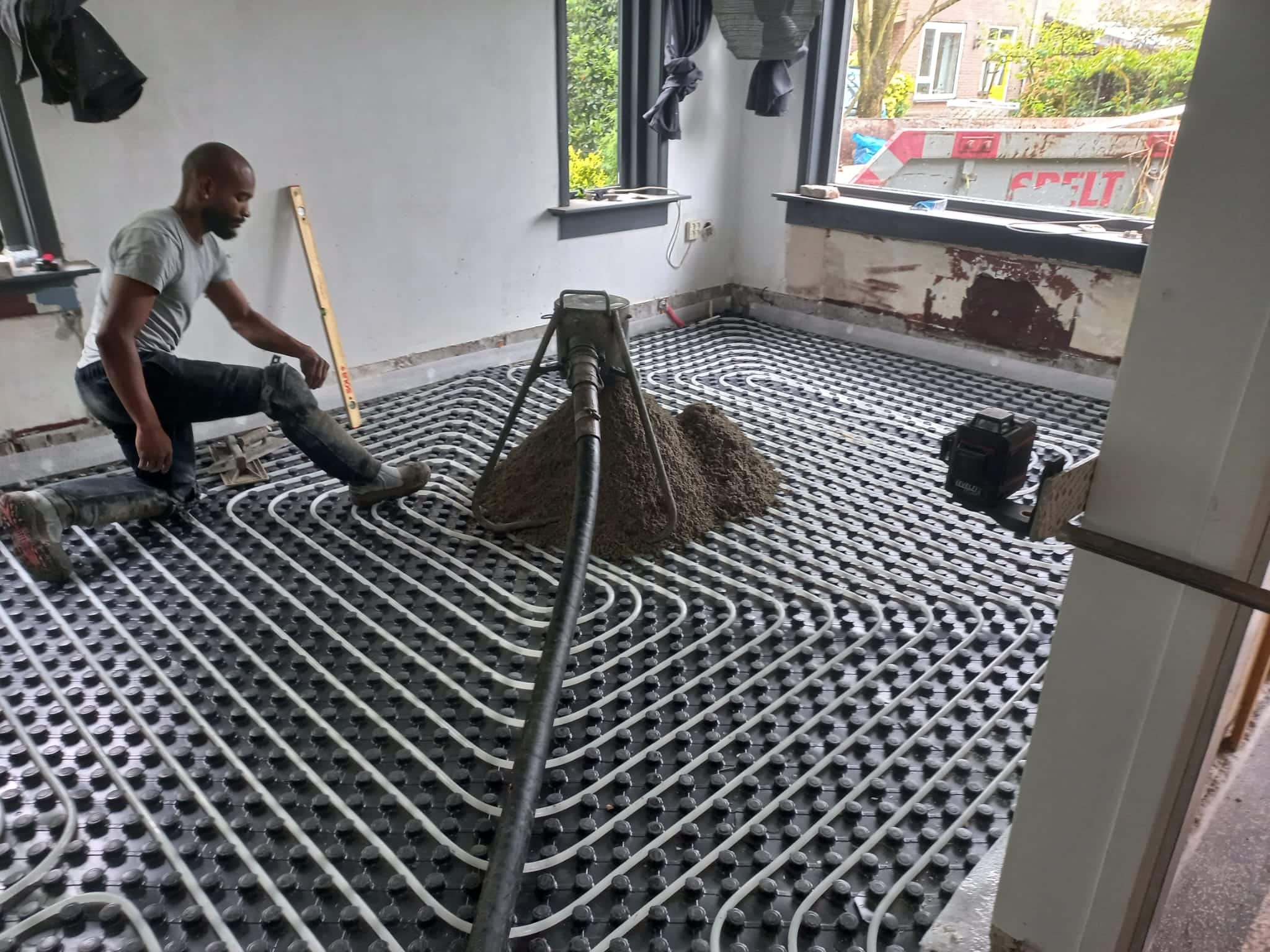 Aanleg van een dekvloer in Zeist