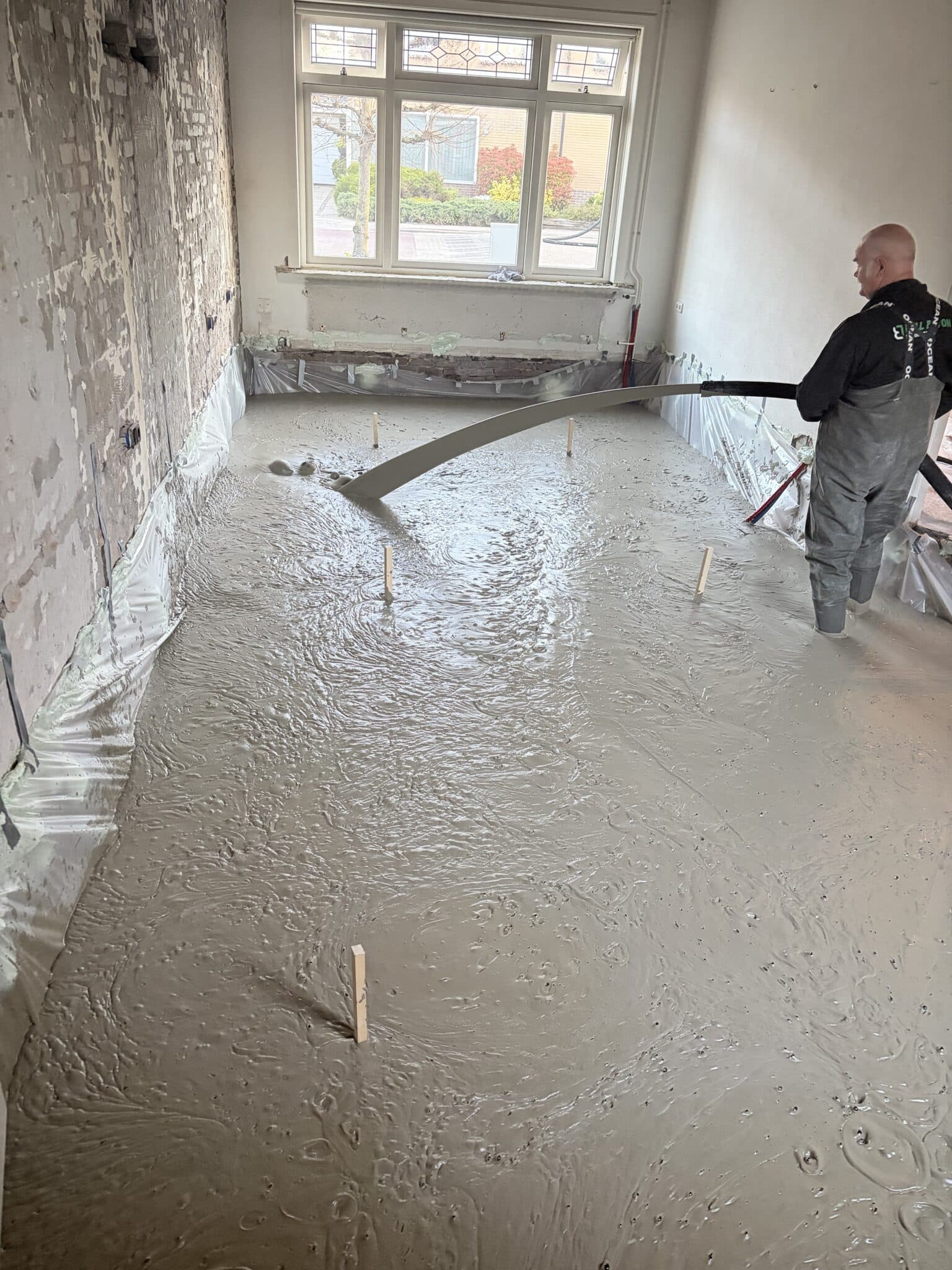 Bij deze woning in Scherpenzeel hebben we de kruipruimte vol gestort