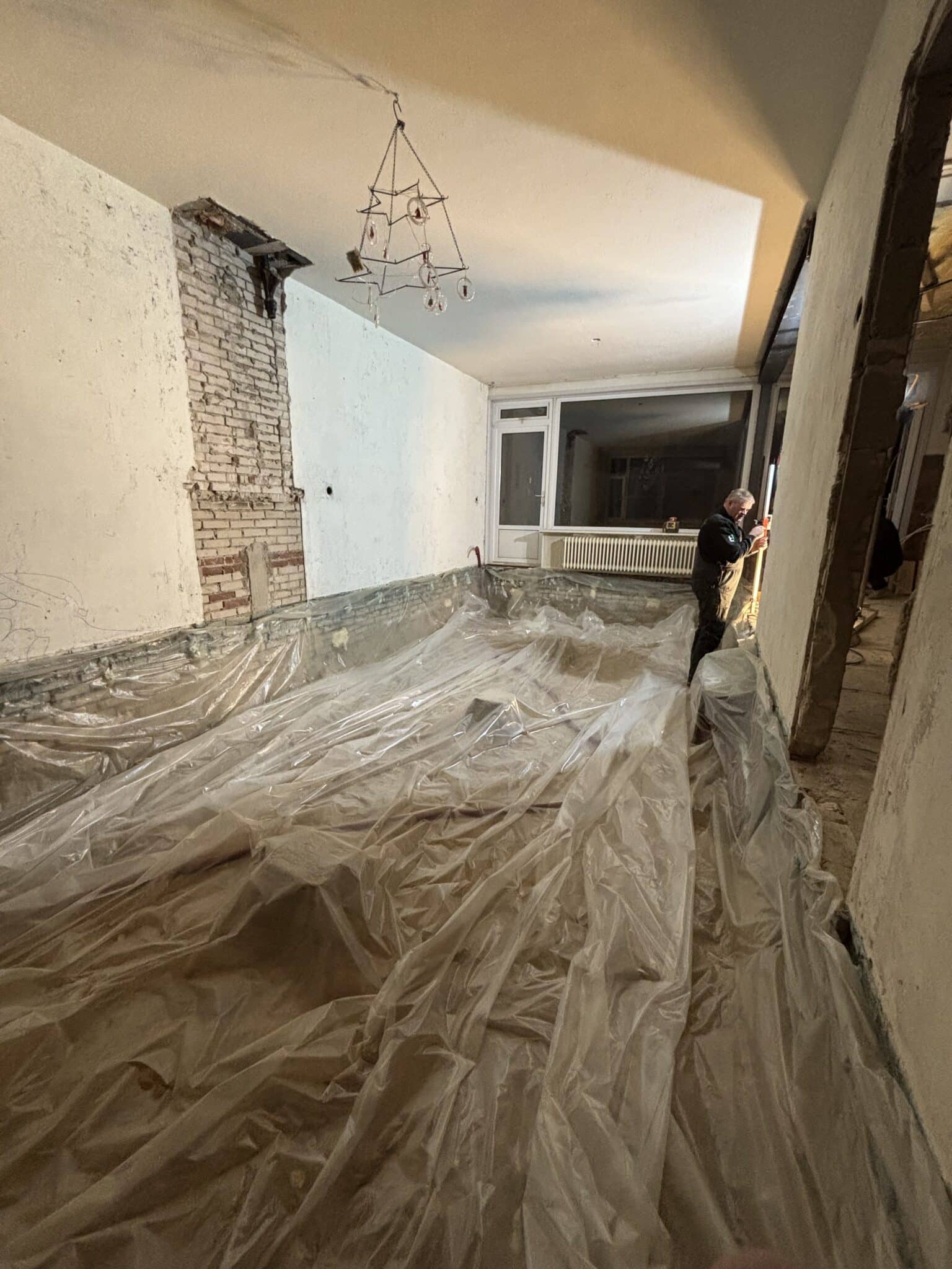 Renovatievloer, het schuimbeton is gestort